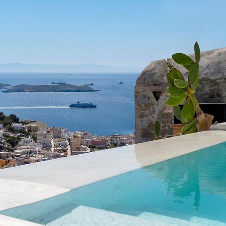 Wind Tales Hotel Ermoupoli Bagian luar foto