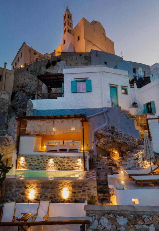 Wind Tales Hotel Ermoupoli Bagian luar foto