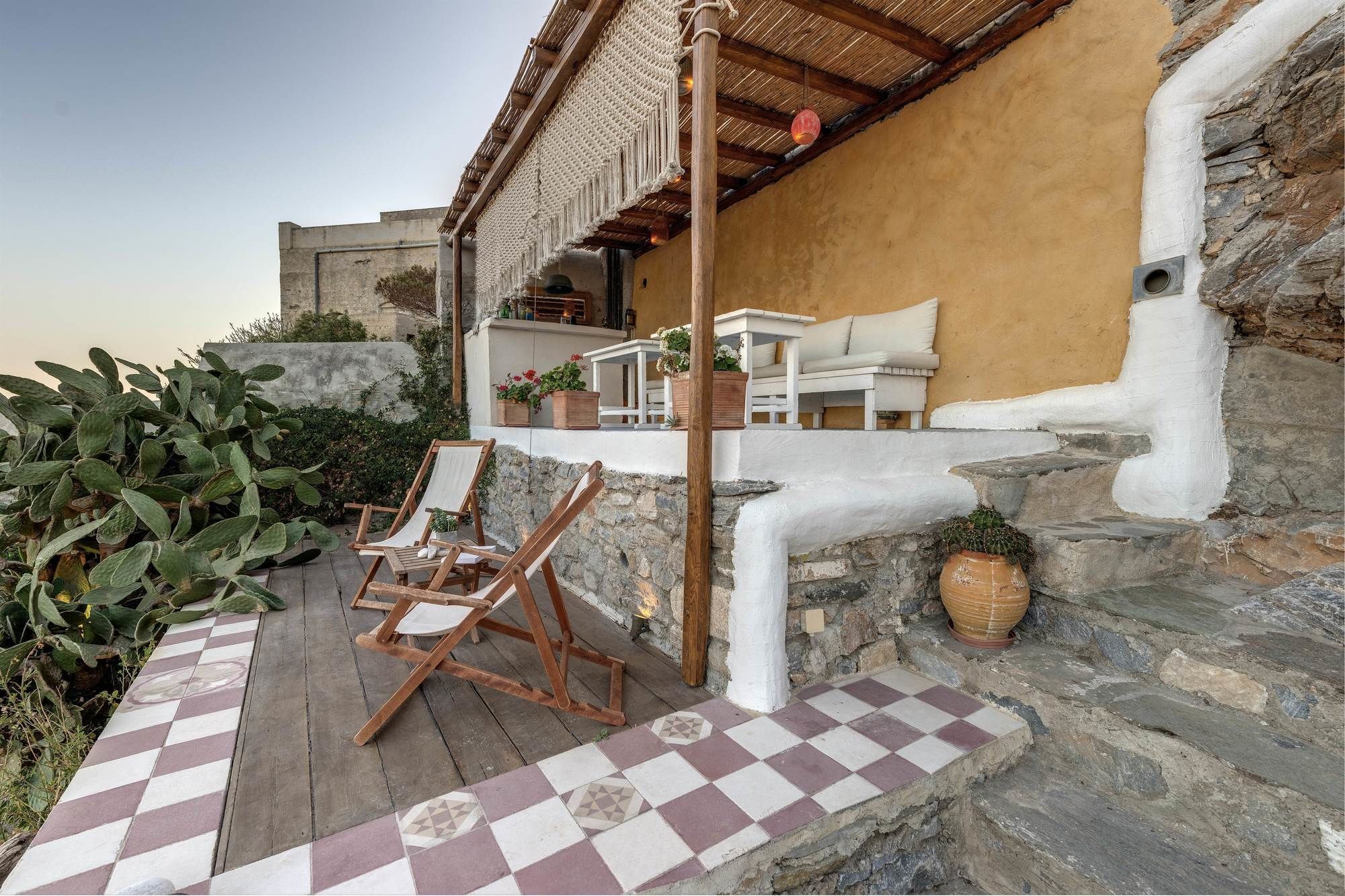 Wind Tales Hotel Ermoupoli Bagian luar foto