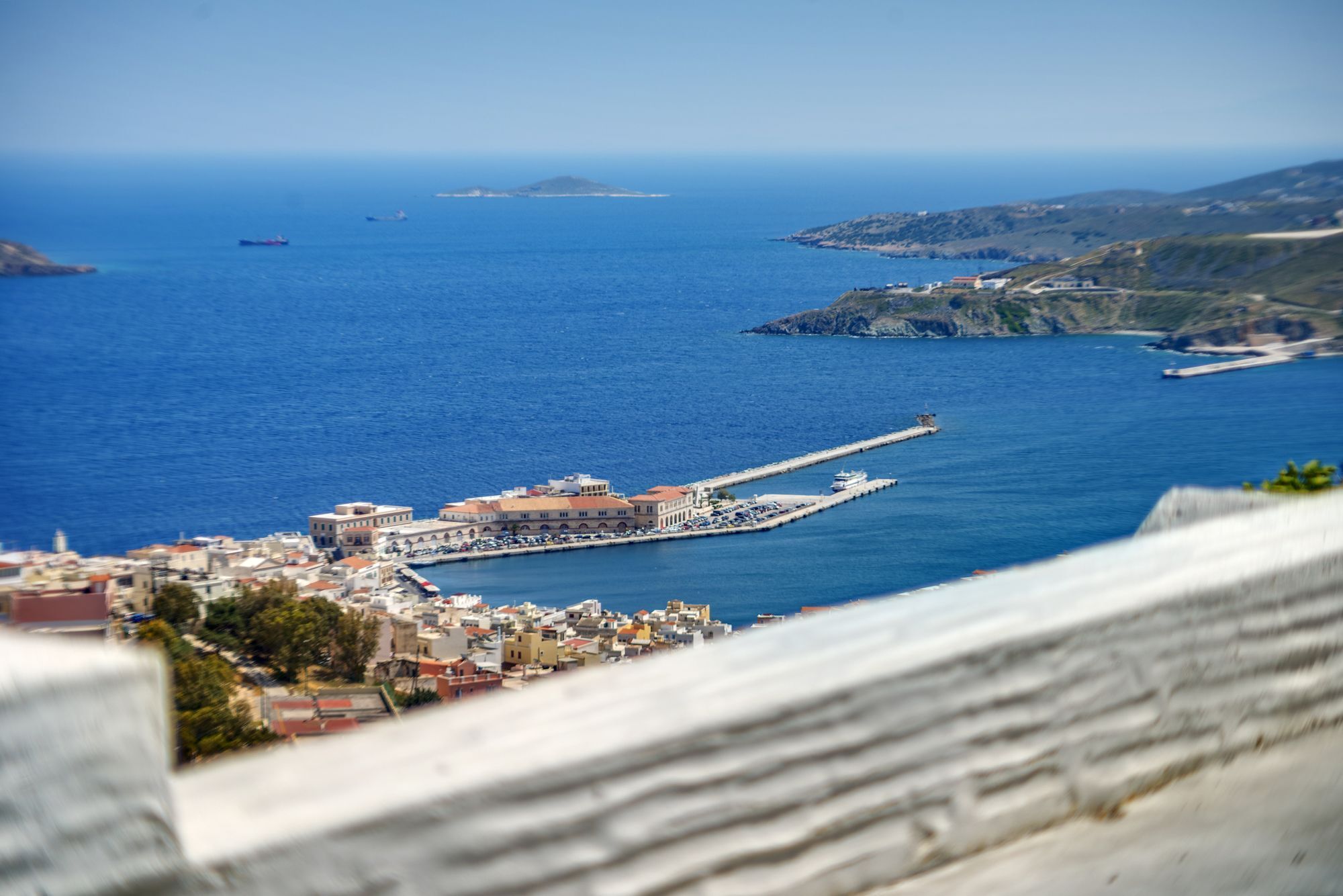 Wind Tales Hotel Ermoupoli Bagian luar foto